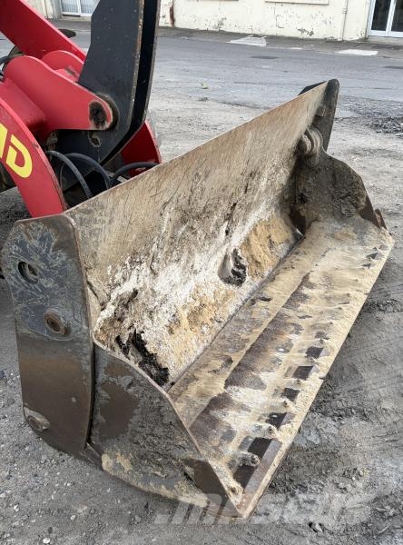 New Holland W 80 Iekrāvēji uz riteņiem