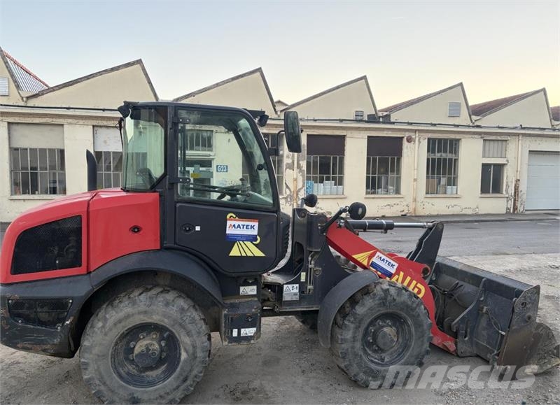 New Holland W 80 Iekrāvēji uz riteņiem