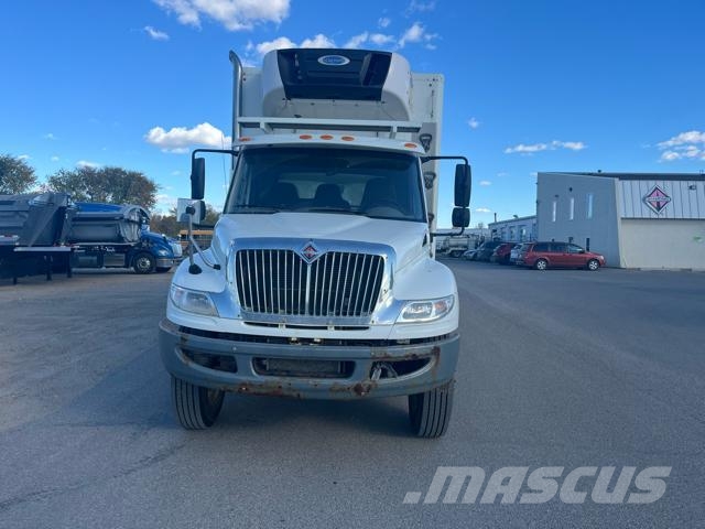 International 4300 شاحنات بدرجة حرارة قابلة للضبط