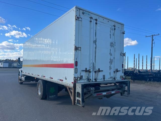 International 4300 شاحنات بدرجة حرارة قابلة للضبط