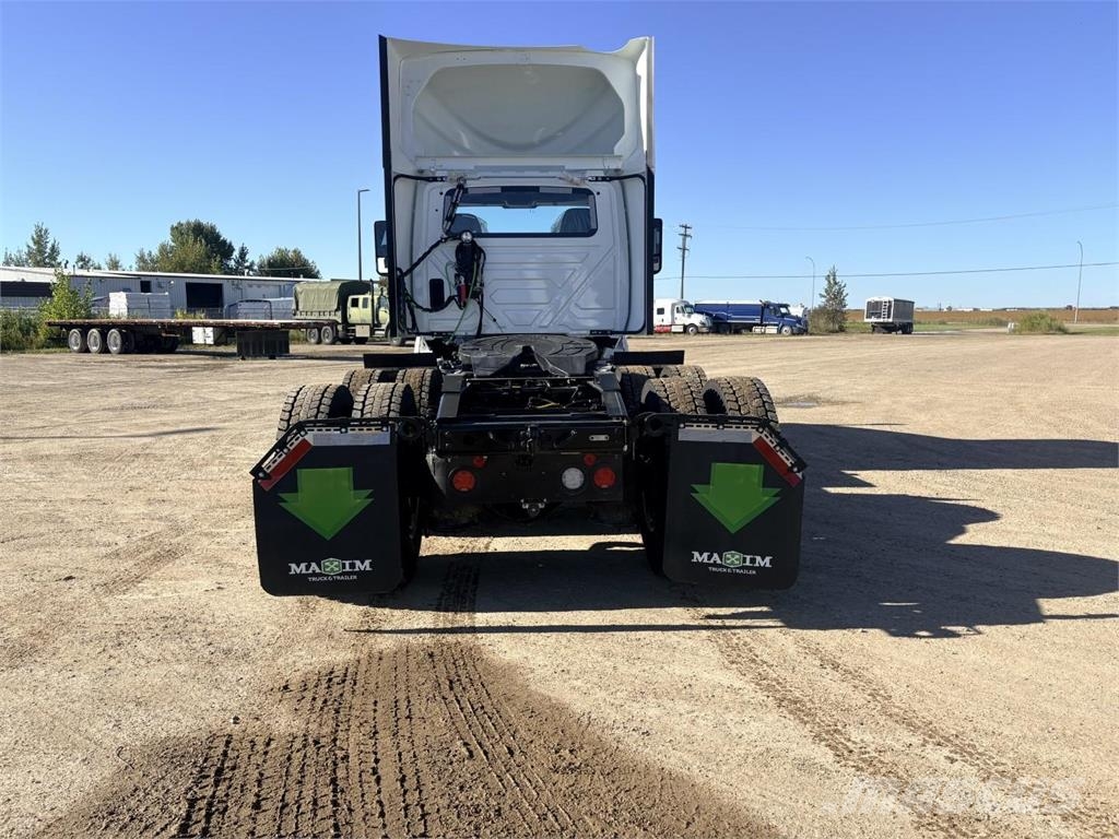 International LT Cabezas tractoras
