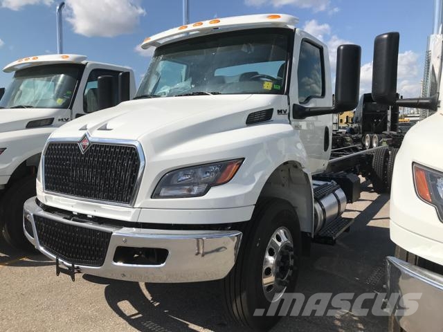 International MV Chassis met cabine