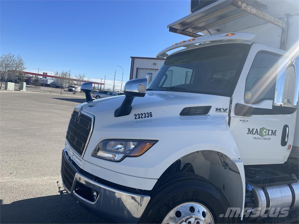 International MV Temperature controlled trucks