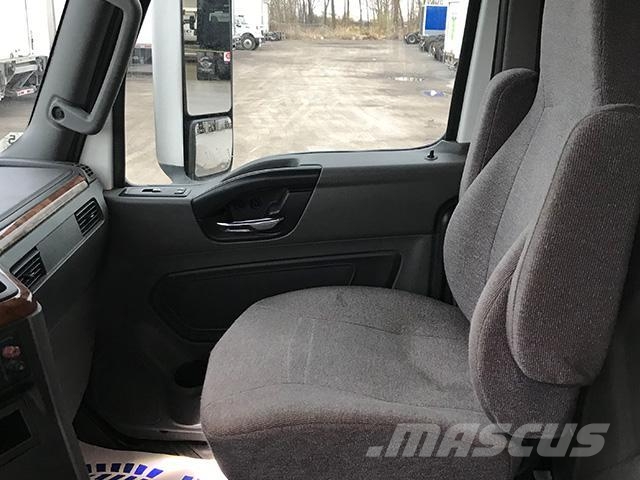 International RH Temperature controlled trucks
