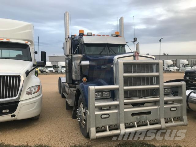 Kenworth W900 Prime Movers