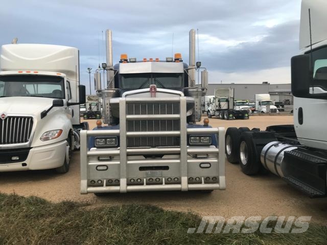 Kenworth W900 Prime Movers