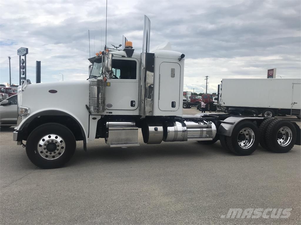 Peterbilt 367 وحدات الجر