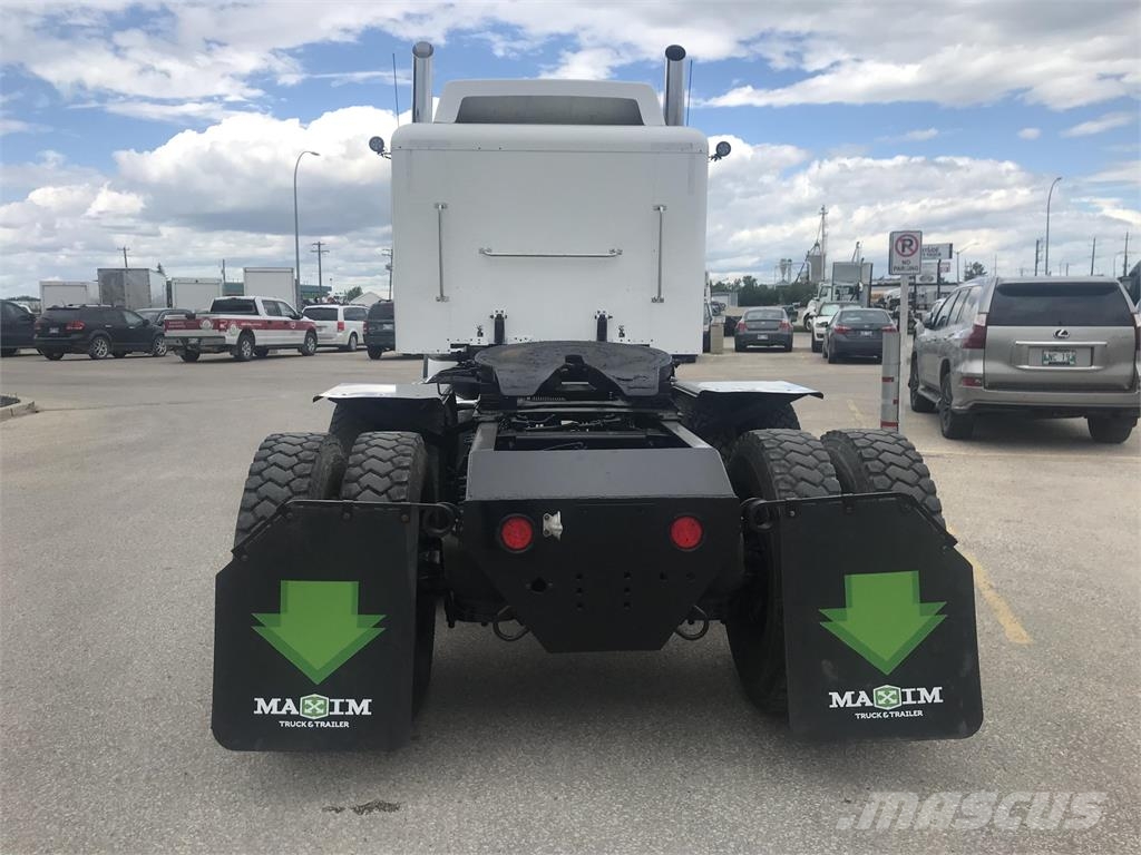 Peterbilt 367 وحدات الجر