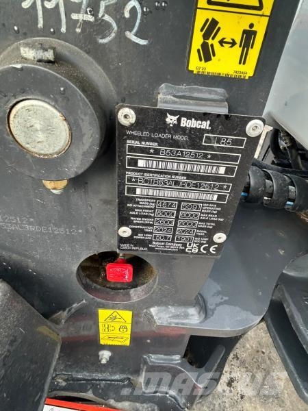 Bobcat 485ESV Gumikerekes homlokrakodók