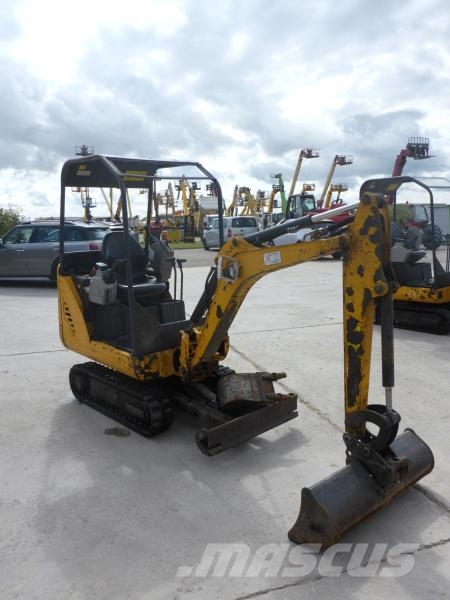 Bobcat E14 小型挖掘机