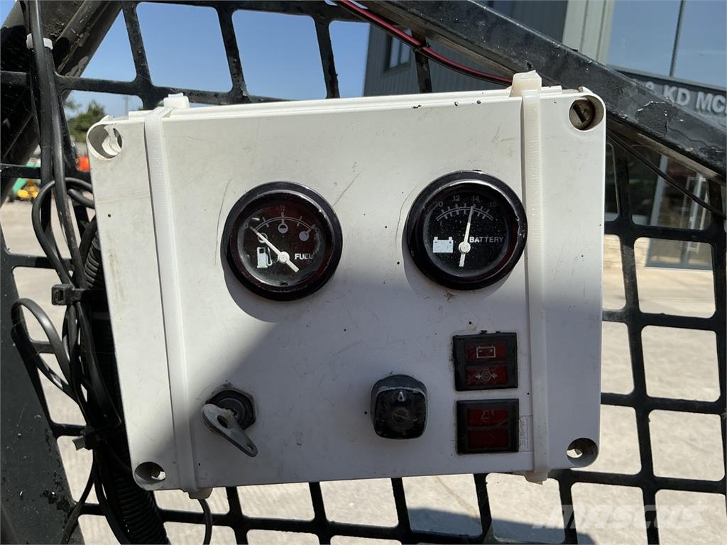 Bobcat 643 Wheeled Skid Steer Loader (ST26298) Skid steer loaders