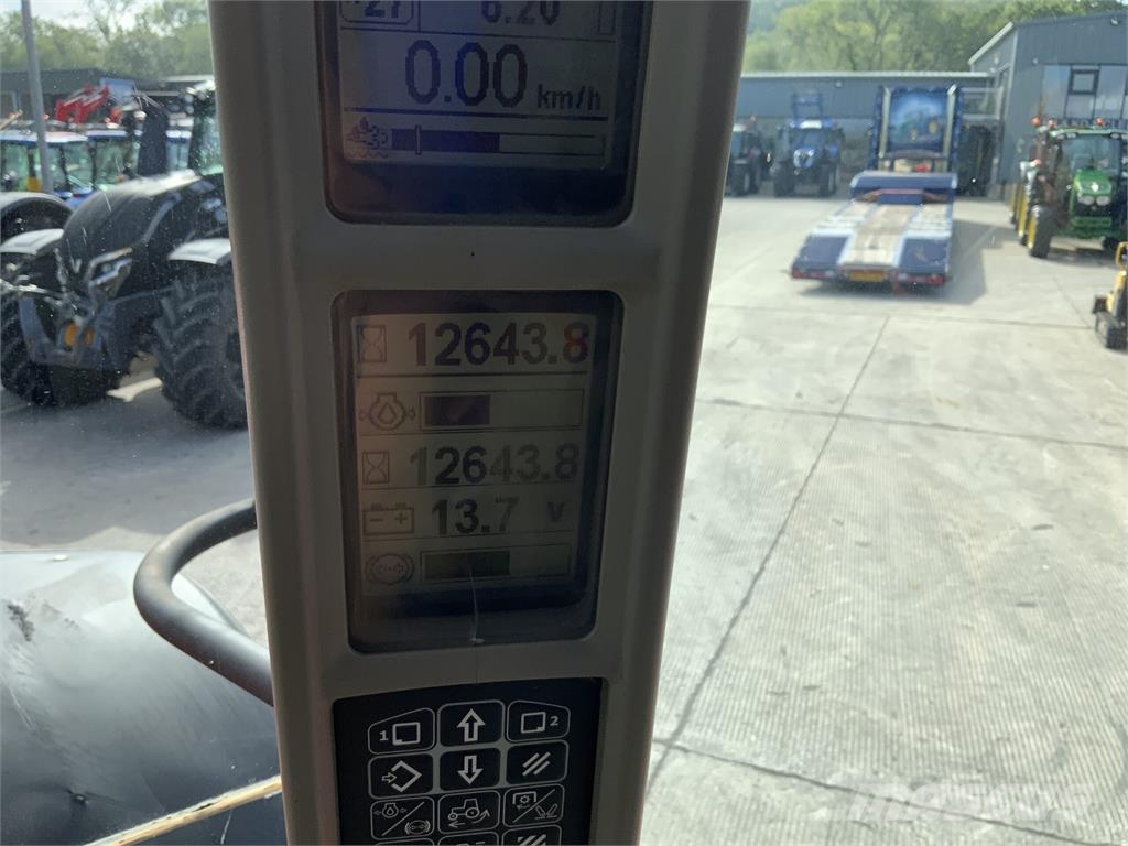 Case IH 230 CVX Tractor (ST27330) ماكينات زراعية - غير ذلك