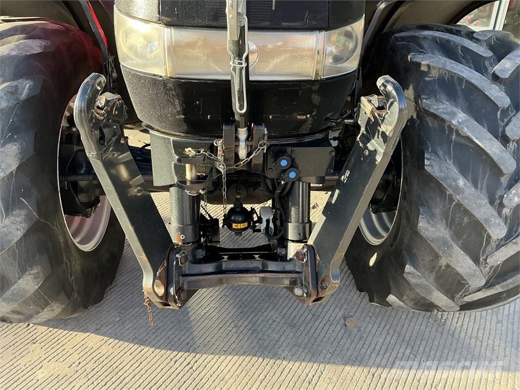 Case IH 240 CVX Drive Tractor (ST27967) الجرارات