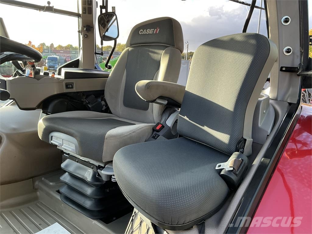 Case IH 240 CVX Drive Tractor (ST27967) الجرارات