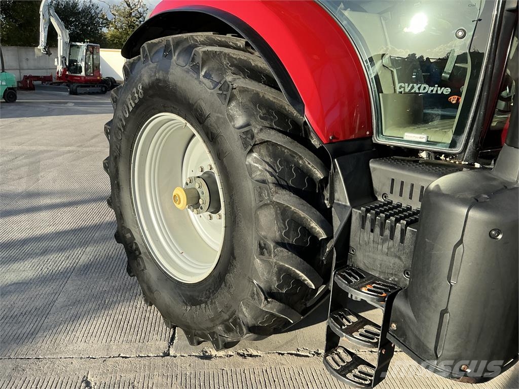 Case IH 240 CVX Drive Tractor (ST27967) الجرارات