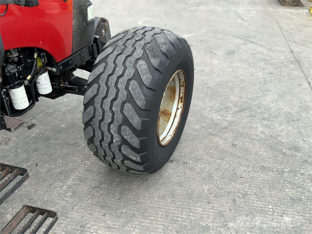 Case IH JX100U Tractor (ST26642) Tractors