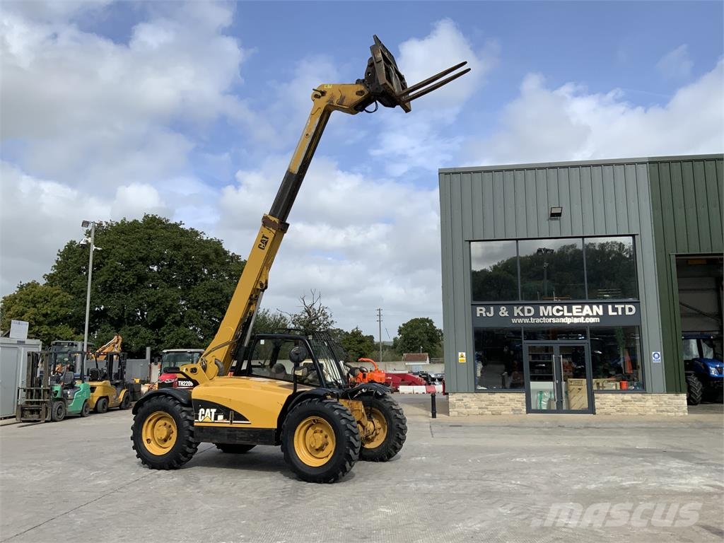CAT TH220B Telehandler (ST25561) Teleskoplæssere