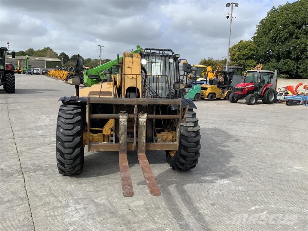 CAT TH220B Telehandler (ST25561) Teleskoplæssere