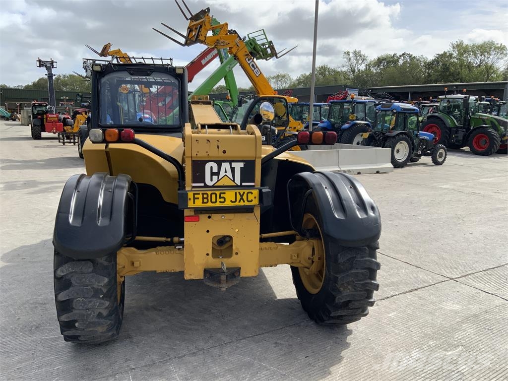 CAT TH220B Telehandler (ST25561) Teleskoplæssere