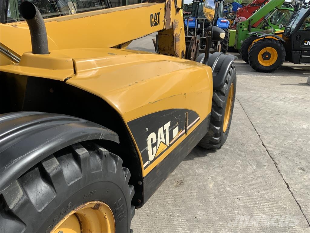 CAT TH220B Telehandler (ST25561) Teleskoplæssere