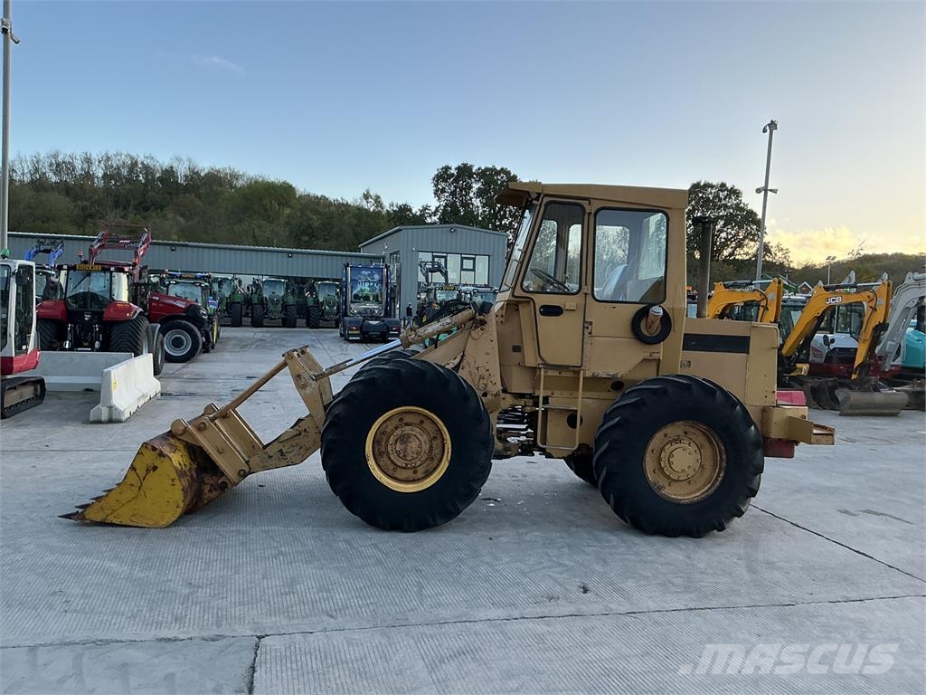 CAT Wheeled Loading Shovel Chargeuse compacte