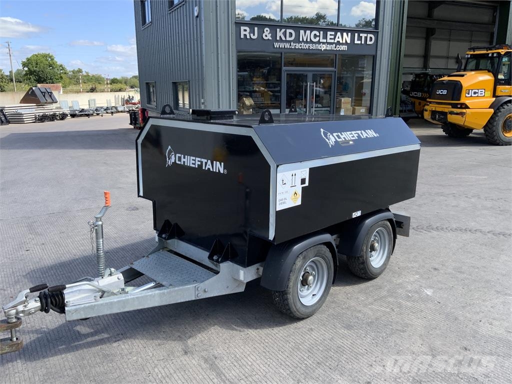 Chieftan Black Twin Axle 1000 Litre Fuel Bowser Muut maatalouskoneet