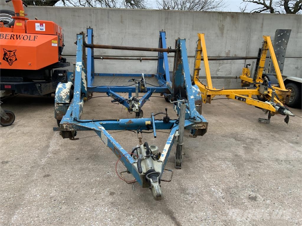  Choice of 3 Cable trailers Muut maatalouskoneet