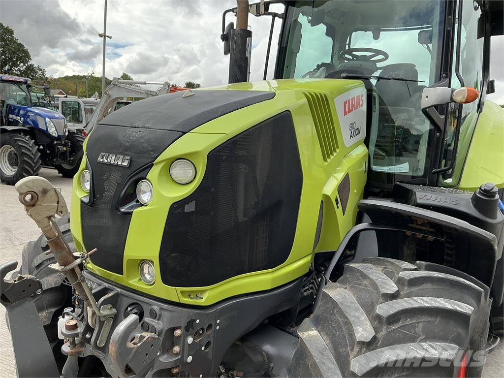CLAAS 810 Axion Tractor (ST27040) ماكينات زراعية - غير ذلك