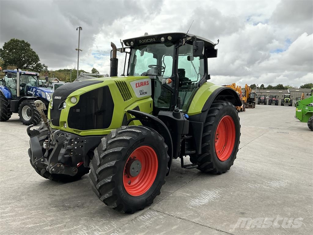 CLAAS 810 Axion Tractor (ST27040) ماكينات زراعية - غير ذلك
