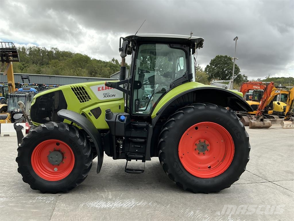 CLAAS 810 Axion Tractor (ST27040) ماكينات زراعية - غير ذلك