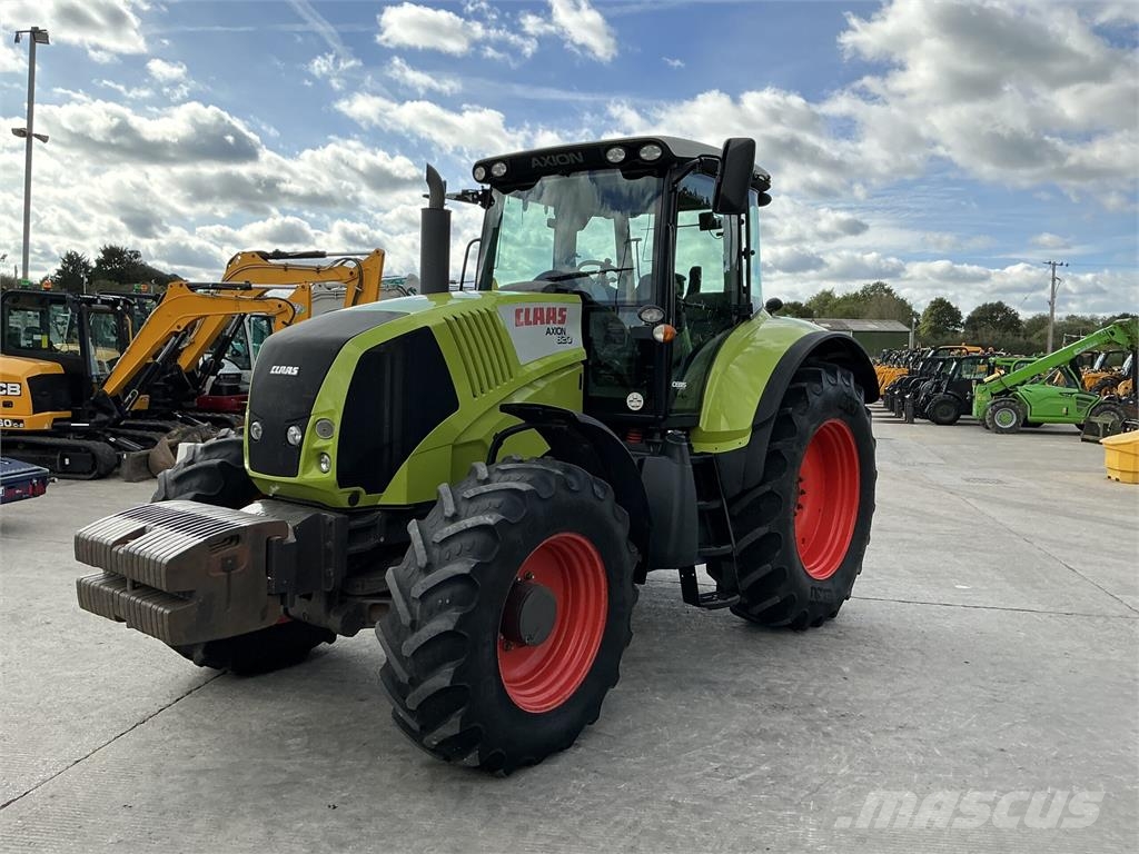 CLAAS Axion 820 Tractors (ST27529) ماكينات زراعية - غير ذلك