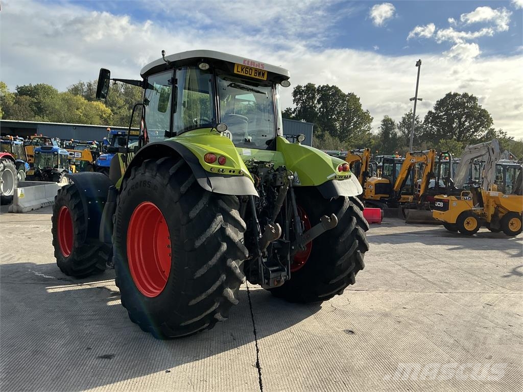 CLAAS Axion 850 Tractor (ST27724) الجرارات