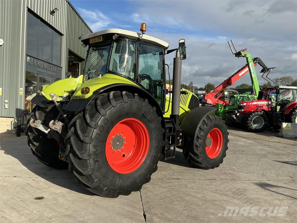 CLAAS Axion 850 Tractor (ST27724) الجرارات