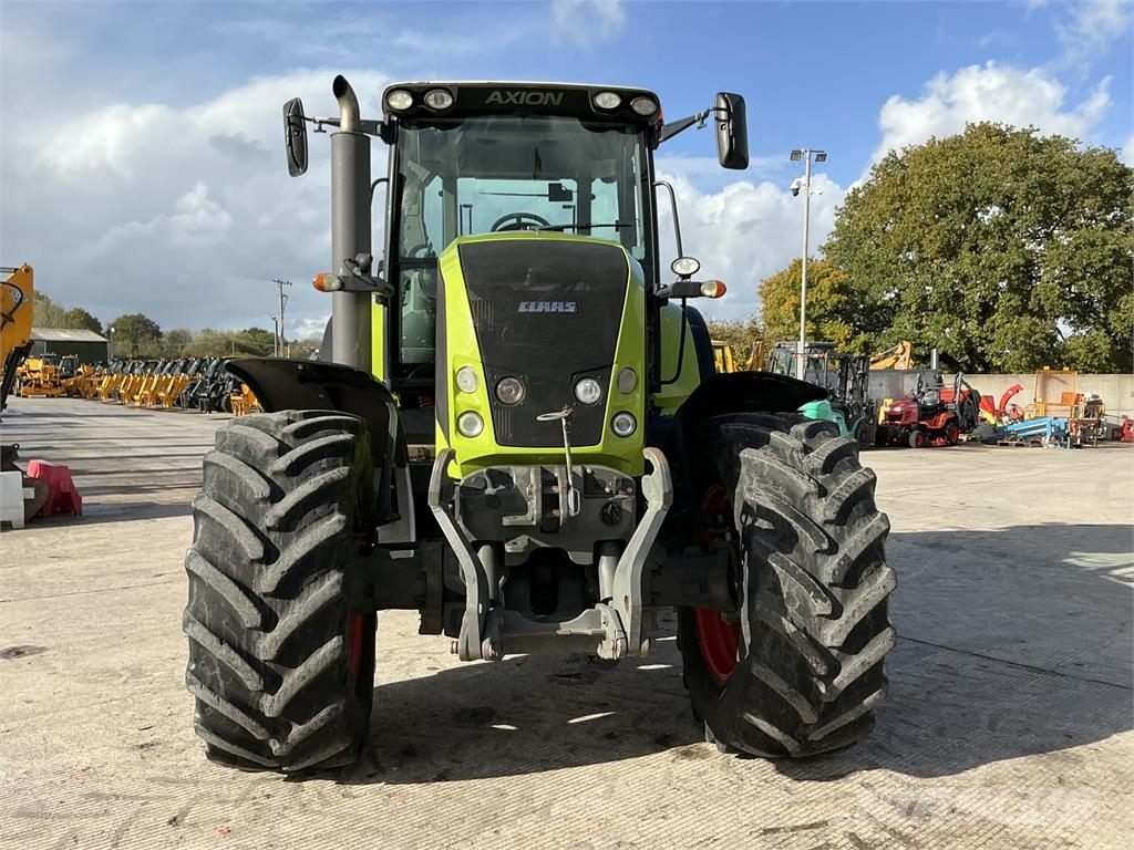 CLAAS Axion 850 Tractor (ST27836) الجرارات
