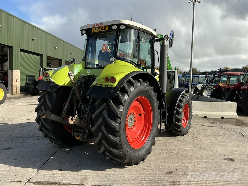 CLAAS Axion 850 Tractor (ST27836) الجرارات