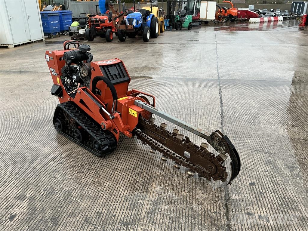 Ditch Witch C24X Trencher Excavator (ST28044) Paletli ekskavatörler