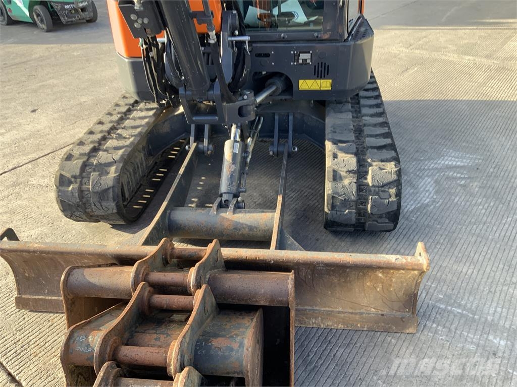 Doosan DK63-7 Series 7 Digger (ST27920) Pelle sur chenilles
