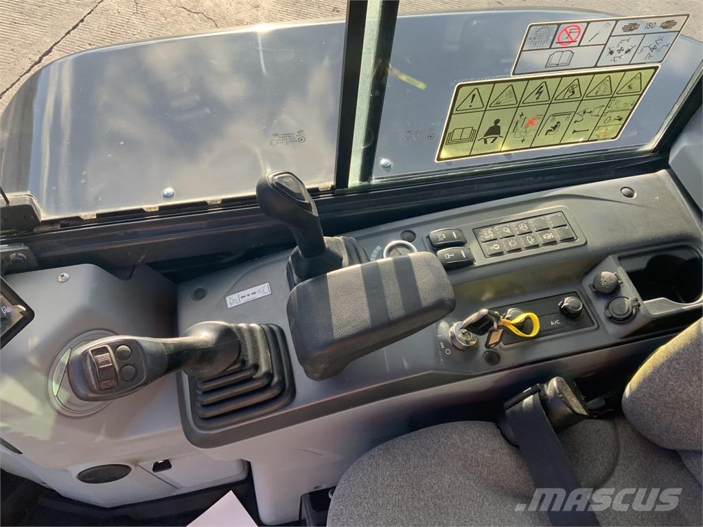 Doosan DK63-7 Series 7 Digger (ST27920) Pelle sur chenilles