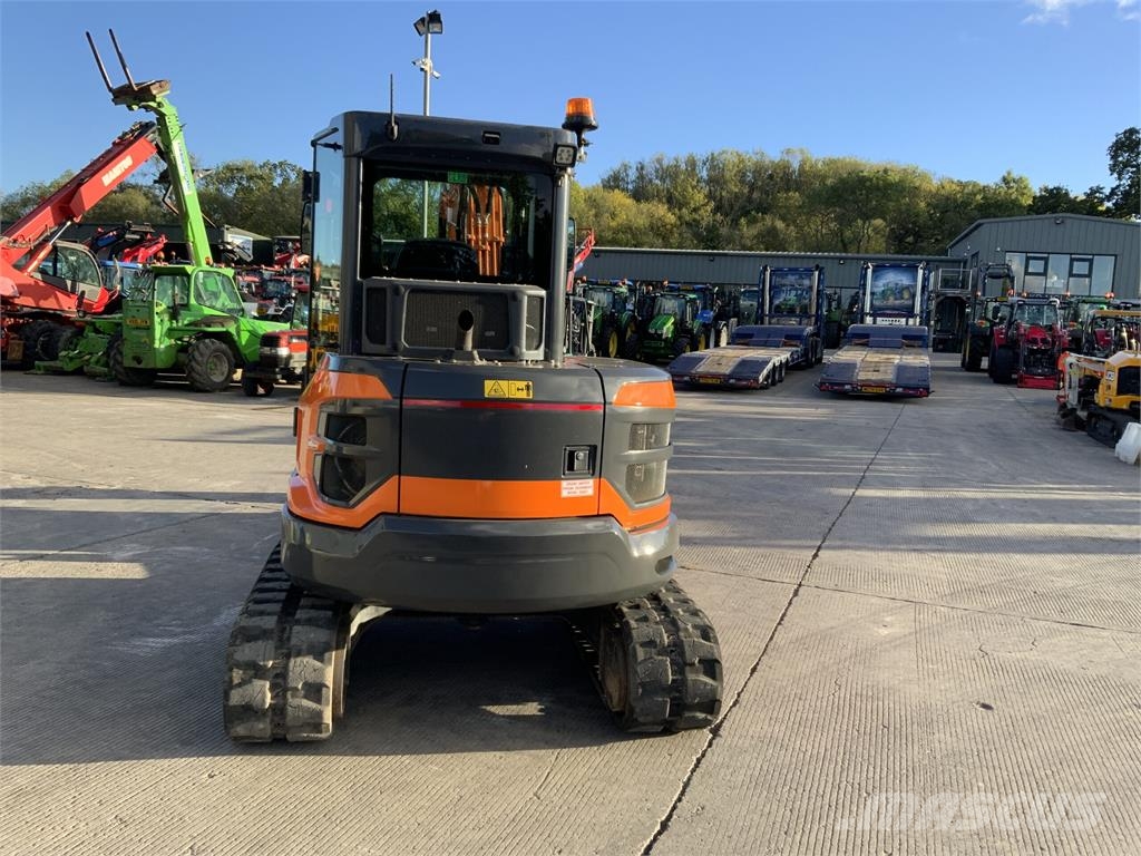 Doosan DK63-7 Series 7 Digger (ST27920) Pelle sur chenilles