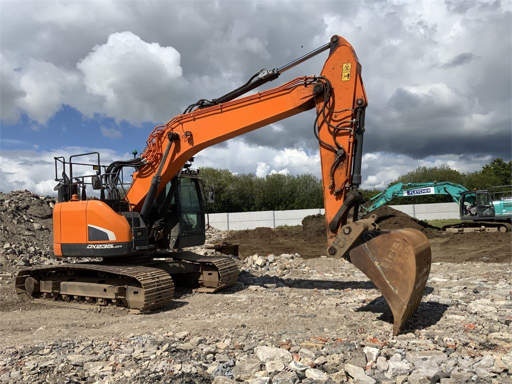 Doosan DX225 LCR-5 Digger (ST26517) Raupenbagger