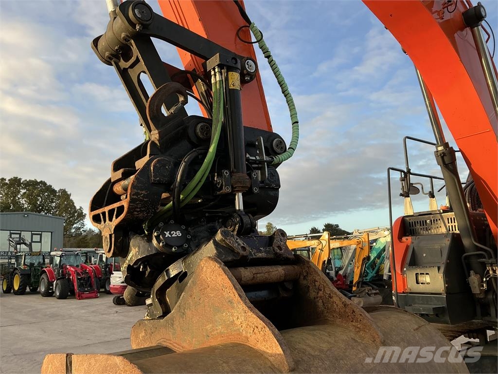 Doosan DX235 LCR-5 Steelwrist Tiltrotator Digger (ST27743 Crawler excavators