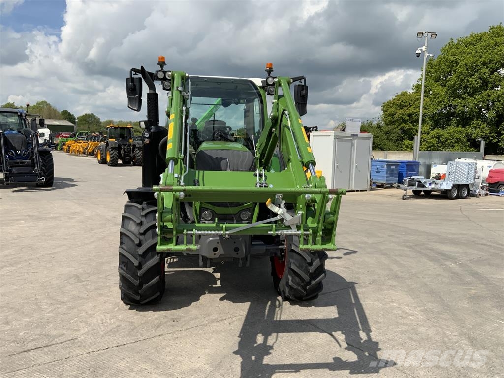 Fendt 312 power Tractor (ST26366) ماكينات زراعية - غير ذلك