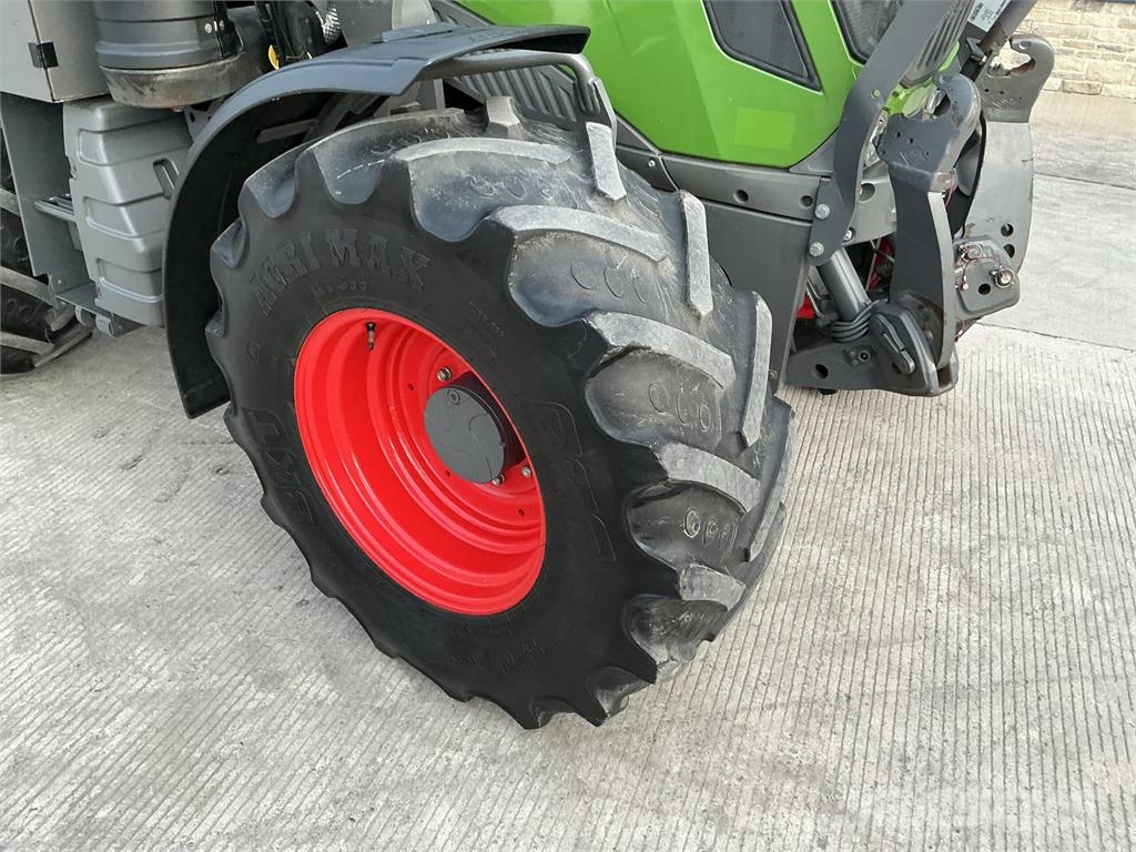Fendt 313 Profi Tractor (ST27580) الجرارات