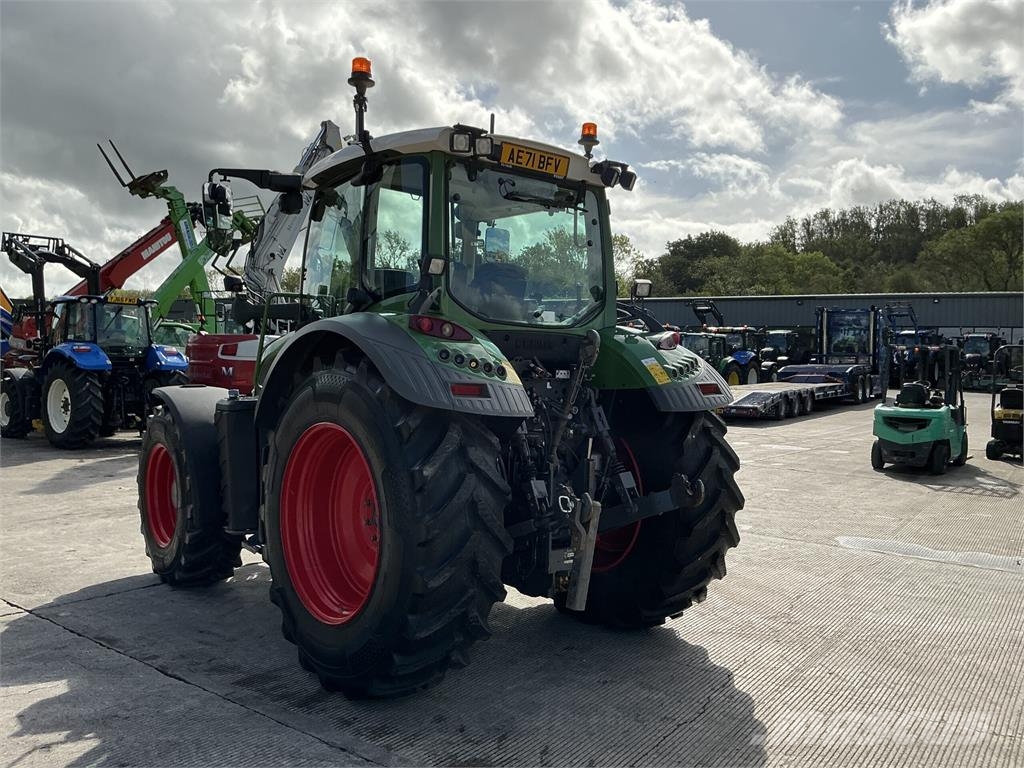Fendt 516 Profi Plus Tractor (ST27582) ماكينات زراعية - غير ذلك