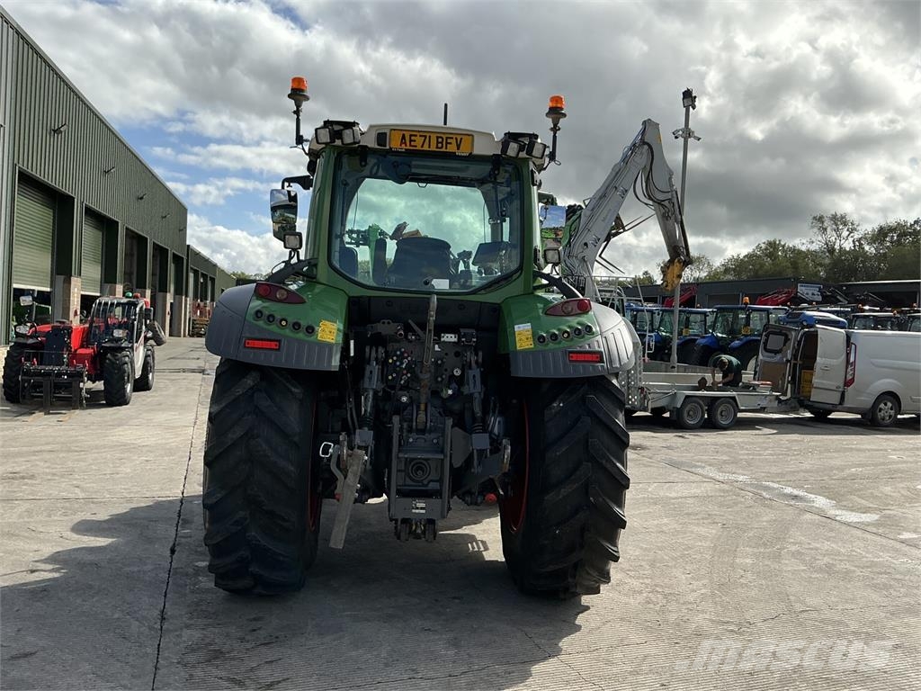 Fendt 516 Profi Plus Tractor (ST27582) ماكينات زراعية - غير ذلك