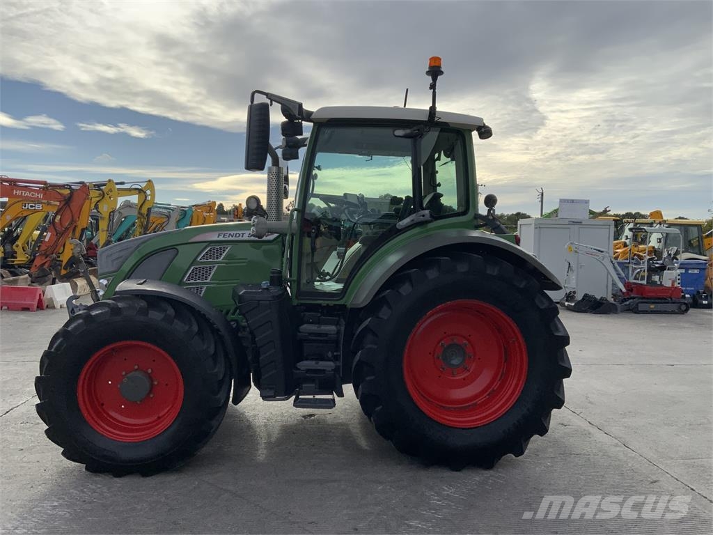 Fendt 516 Profi Plus Tractor (ST27235) Traktory