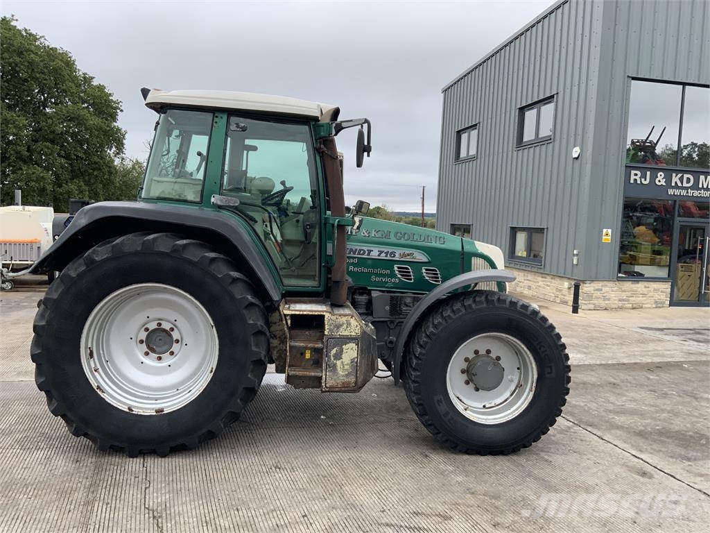 Fendt 716 Vario TMS Tractor (ST27388) Maszyny rolnicze - Inne