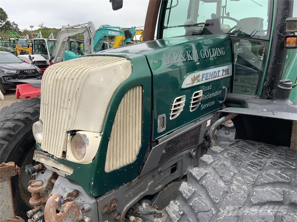 Fendt 716 Vario TMS Tractor (ST27388) Maszyny rolnicze - Inne