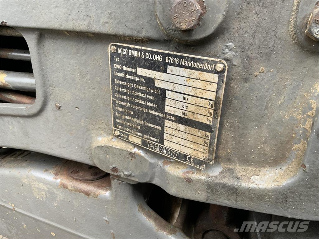 Fendt 716 Vario TMS Tractor (ST27388) Maszyny rolnicze - Inne