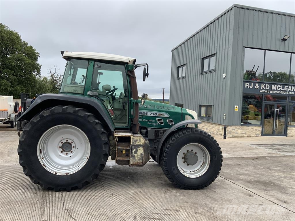 Fendt 716 Vario TMS Tractor (ST27388) Maszyny rolnicze - Inne